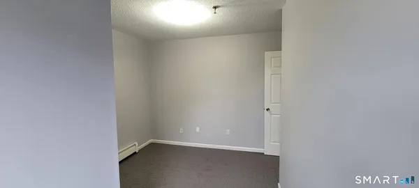 $2,150 | 678 Savin Avenue, Unit 2E, West Haven, CT 06516