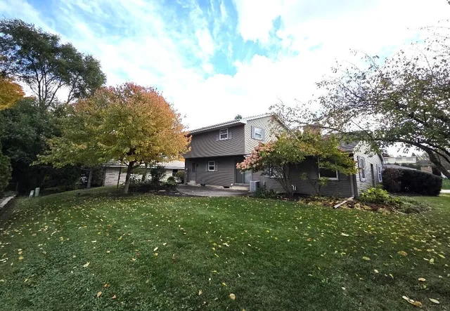 $425,000 | 12720 West Verona Drive, New Berlin, WI 53151