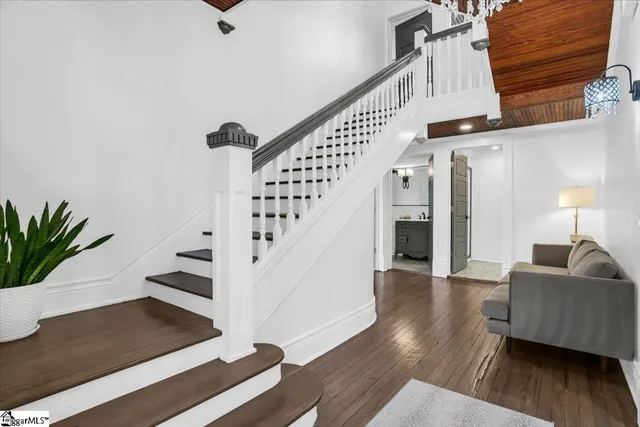 $7,549 | 131 Southeast Main Street, Simpsonville, SC 29681