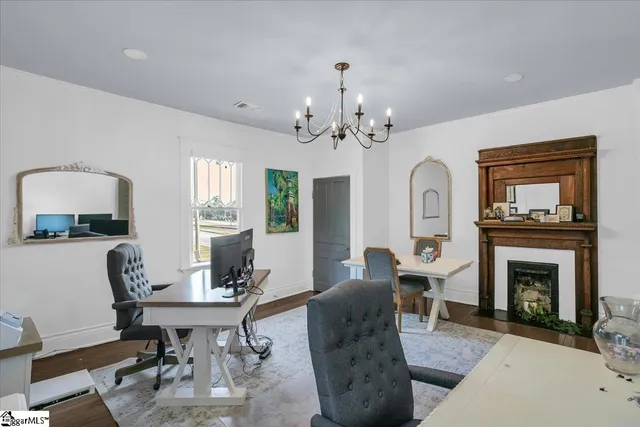 $7,549 | 131 Southeast Main Street, Simpsonville, SC 29681