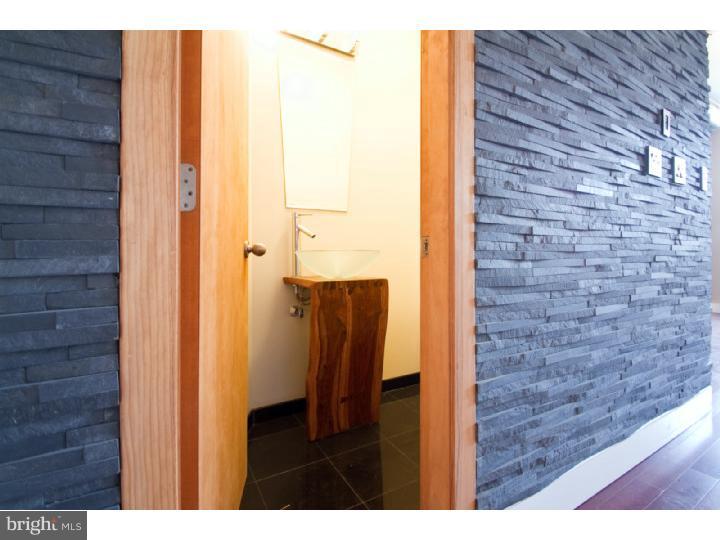 20 Letitia Street, Unit 4F Philadelphia, PA 19106 - Photo 17 of 22 Gallery Image 17