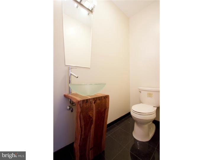 20 Letitia Street, Unit 4F Philadelphia, PA 19106 - Photo 19 of 22 Gallery Image 19