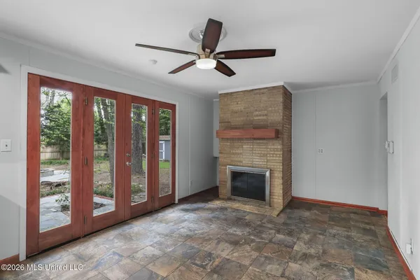 $190,000 | 5445 Pine Ln Drive, Jackson, MS 39211