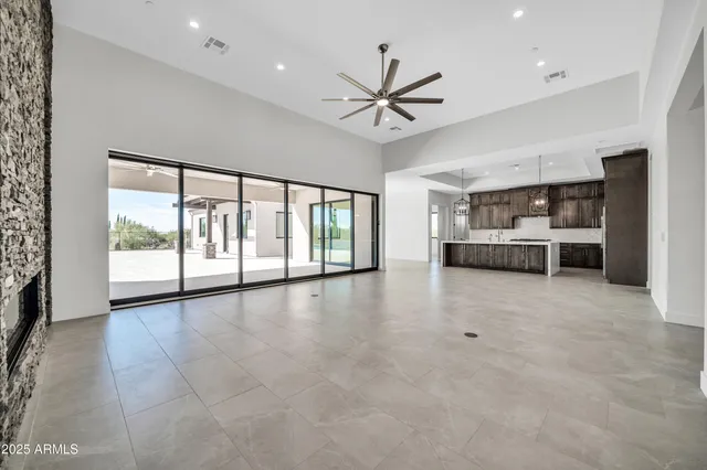 $3,105,000 | 7035 East Montgomery Road, Scottsdale, AZ 85266