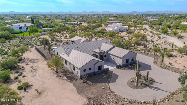$3,105,000 | 7035 East Montgomery Road, Scottsdale, AZ 85266