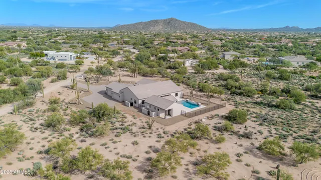 $3,105,000 | 7035 East Montgomery Road, Scottsdale, AZ 85266