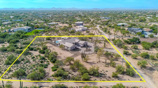 $3,105,000 | 7035 East Montgomery Road, Scottsdale, AZ 85266