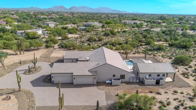 $3,105,000 | 7035 East Montgomery Road, Scottsdale, AZ 85266