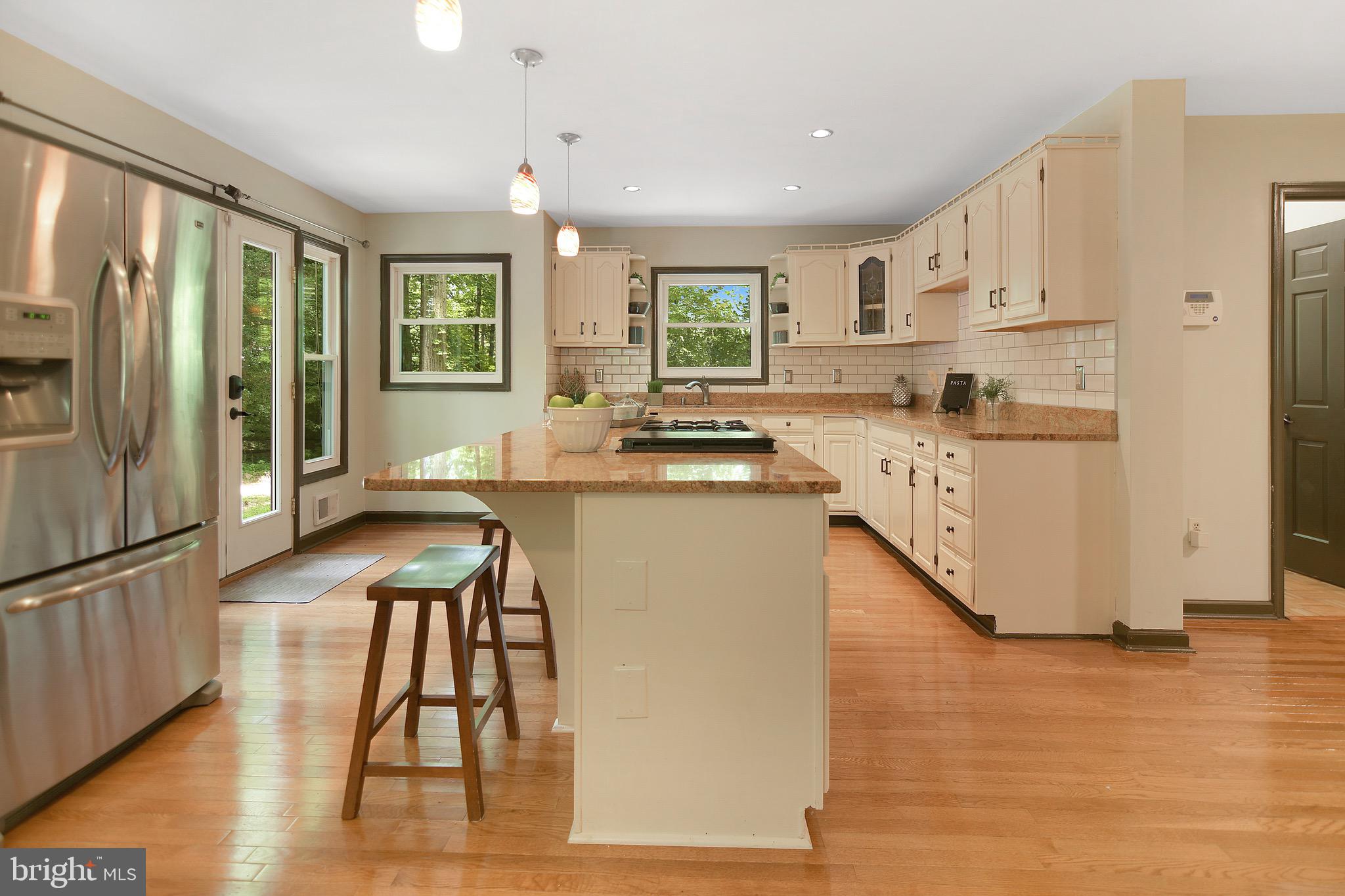 126 Chautaugua Road Arnold, MD 21012 - Photo 11 of 50 Kitchen
