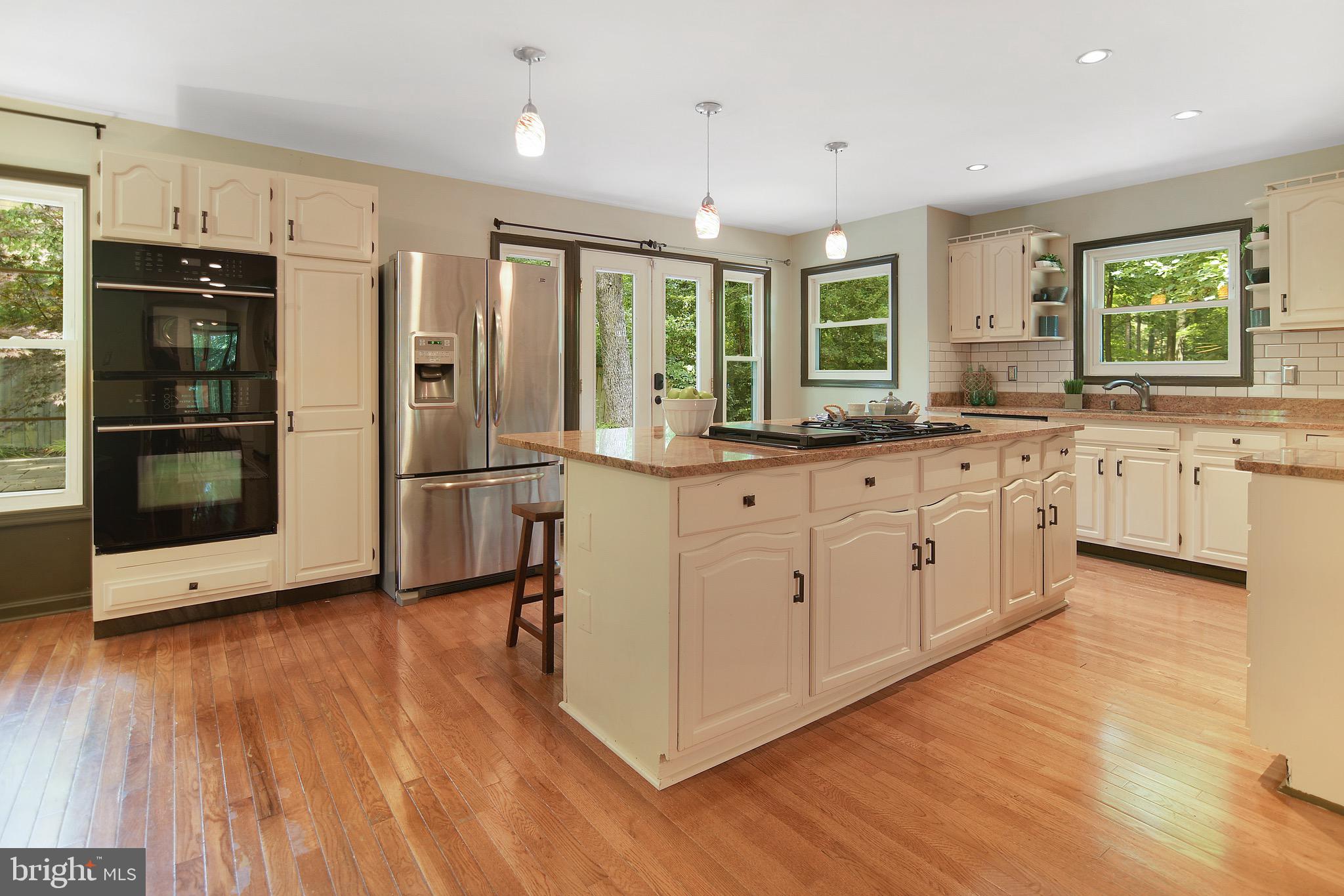 126 Chautaugua Road Arnold, MD 21012 - Photo 12 of 50 Kitchen