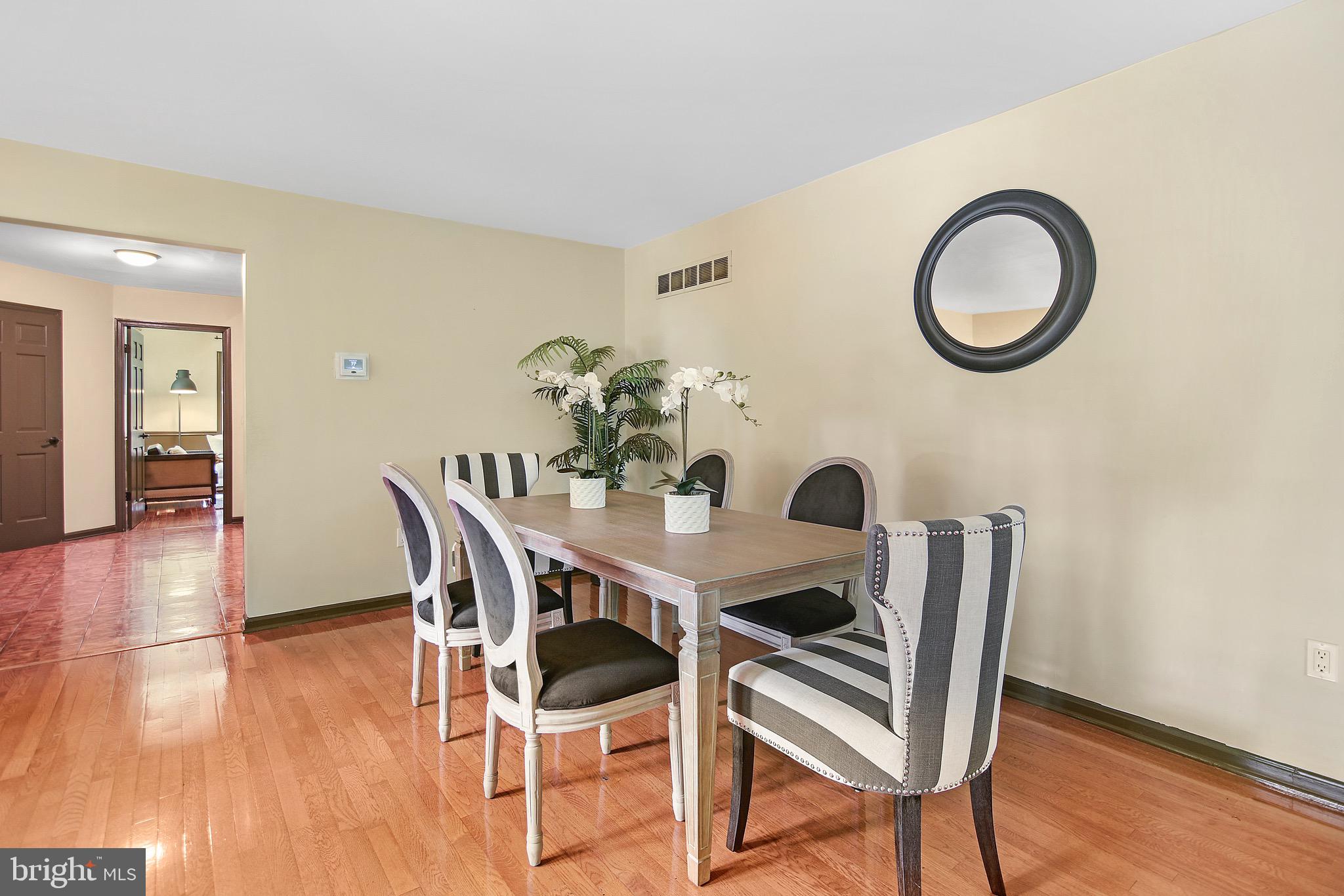 126 Chautaugua Road Arnold, MD 21012 - Photo 28 of 50 Dining Room