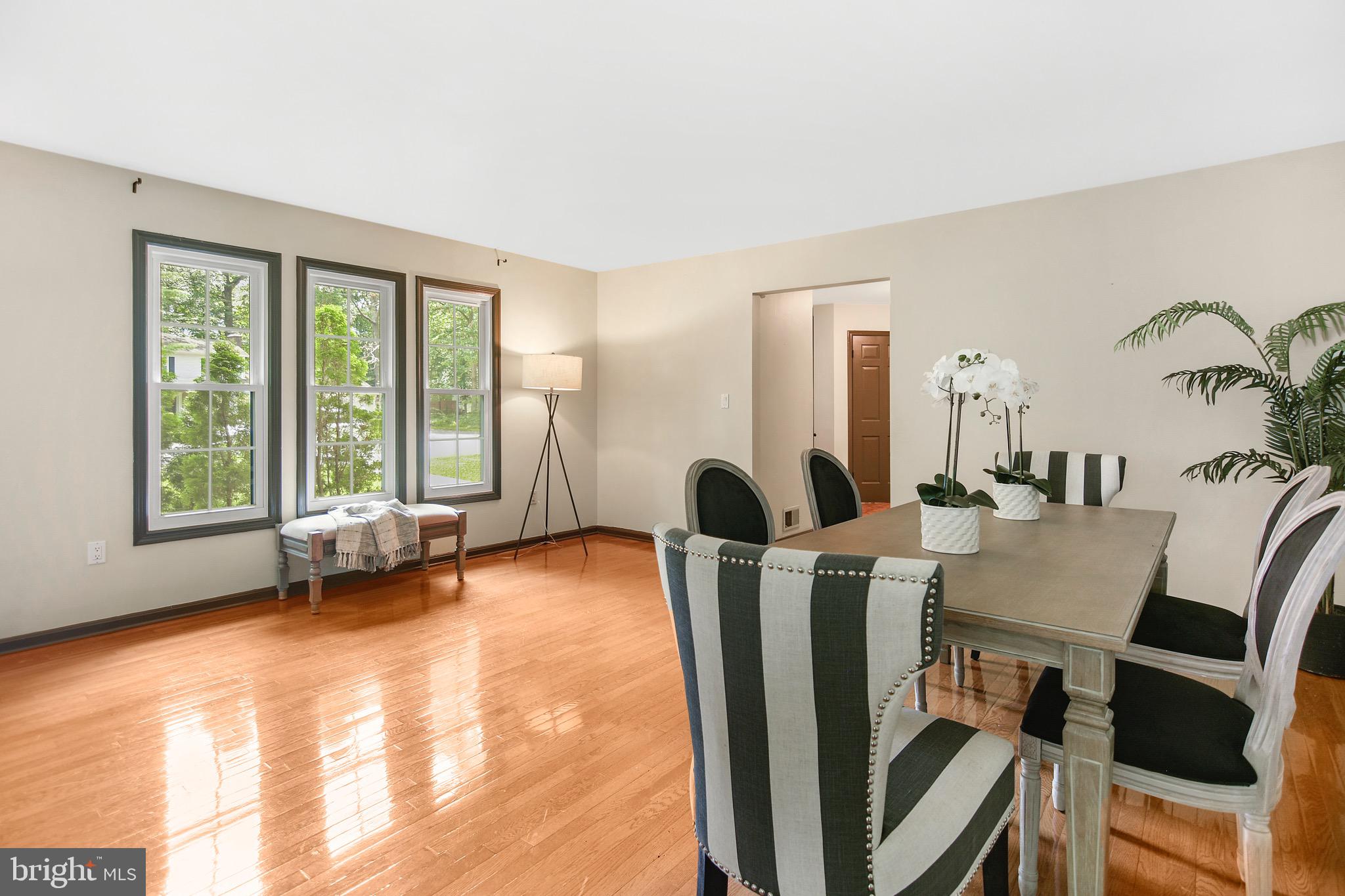 126 Chautaugua Road Arnold, MD 21012 - Photo 29 of 50 Dining Room