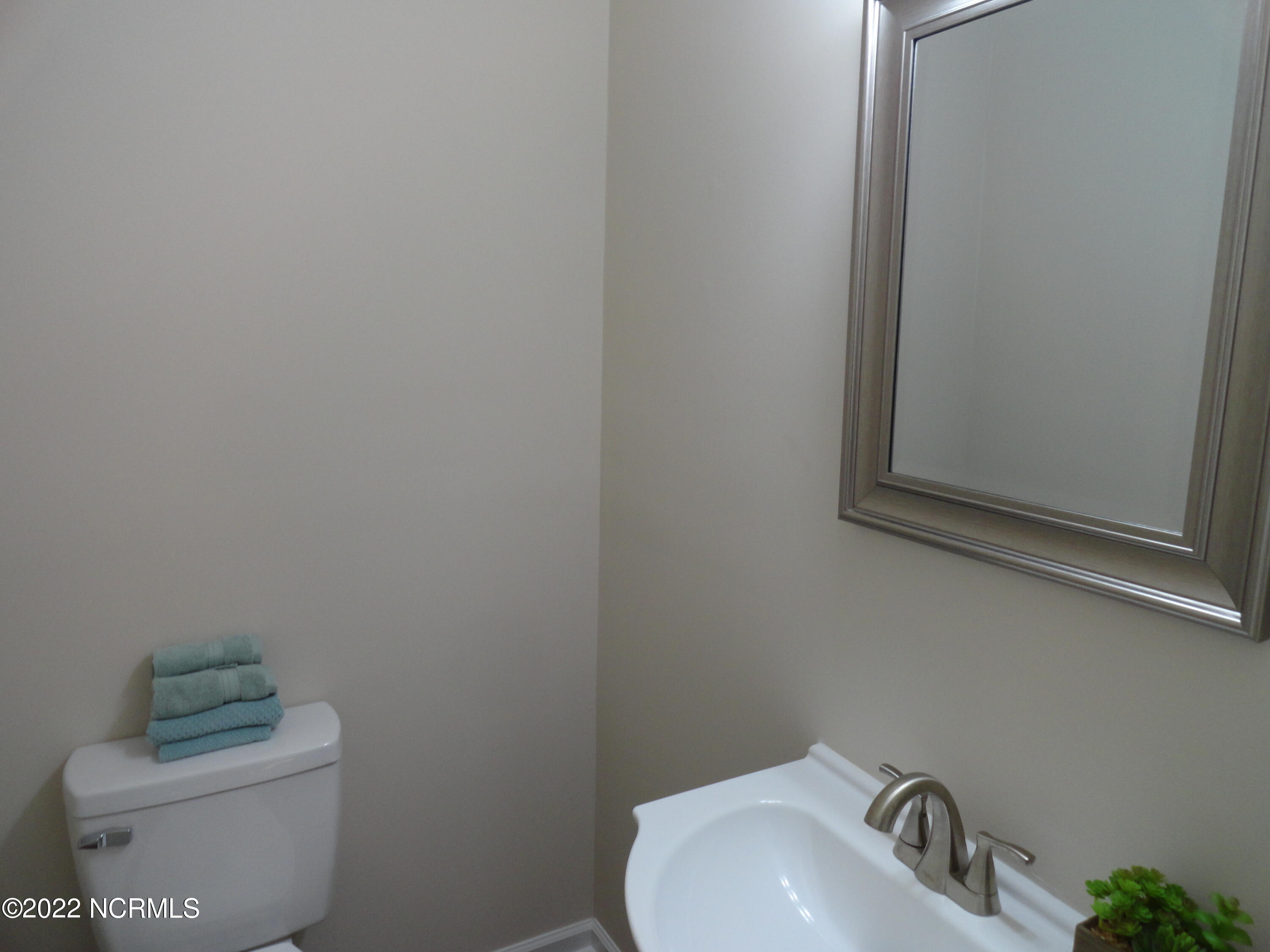 218 Church Road Havelock, NC 28532 - Photo 13 of 24 Owners 1/2 Bath