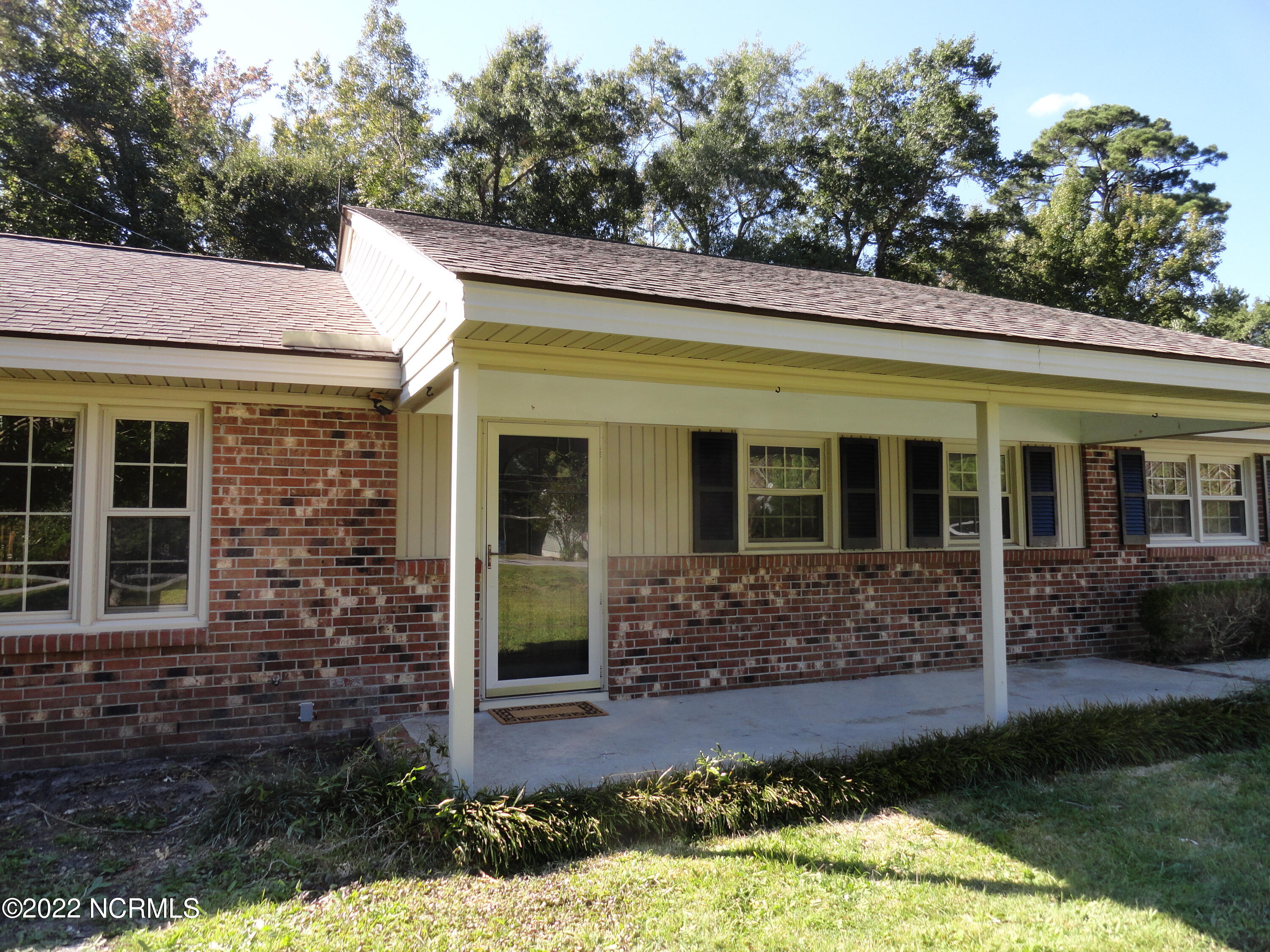 218 Church Road Havelock, NC 28532 - Photo 17 of 24 Covered Front Porch