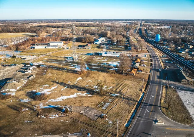 $100,000 | 7200 Montclair Avenue, Godfrey, IL 62035