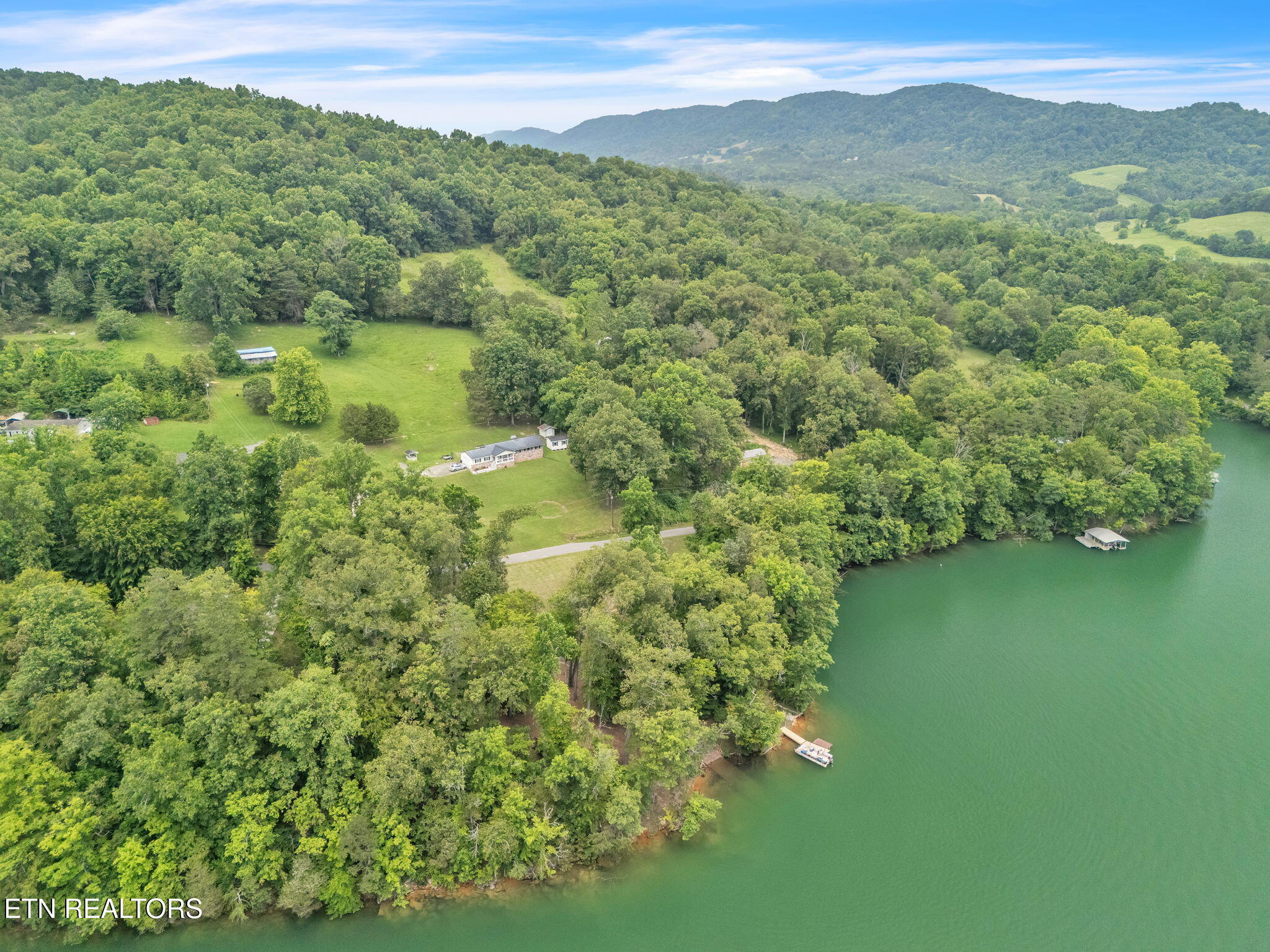 151 Swan Seymour Road Maynardville, TN 37807 - Photo 5 of 33 5-web-or-mls-151 swan Seymour -7