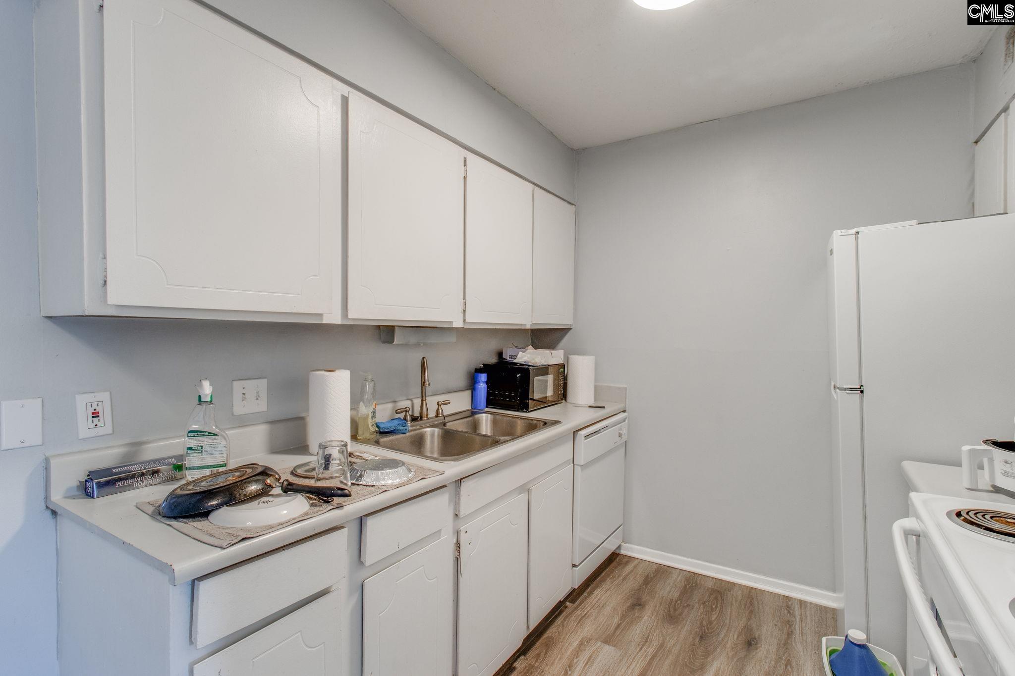 1306 Old Manor Road Columbia, SC 29210 - Photo 8 of 28