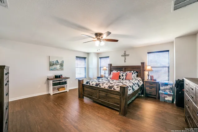 $2,700 | 2311 Themis Way, San Antonio, TX 78245