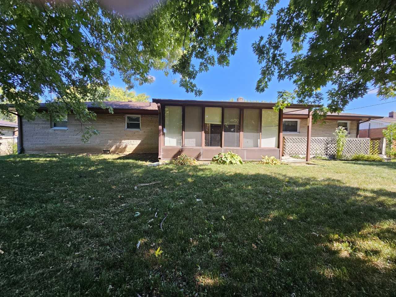 716 Howard Road Greenwood, IN 46142 - Photo 11 of 18