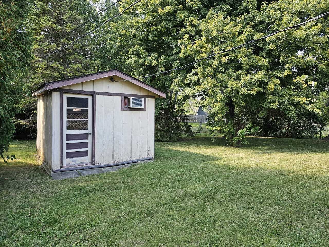 716 Howard Road Greenwood, IN 46142 - Photo 13 of 18