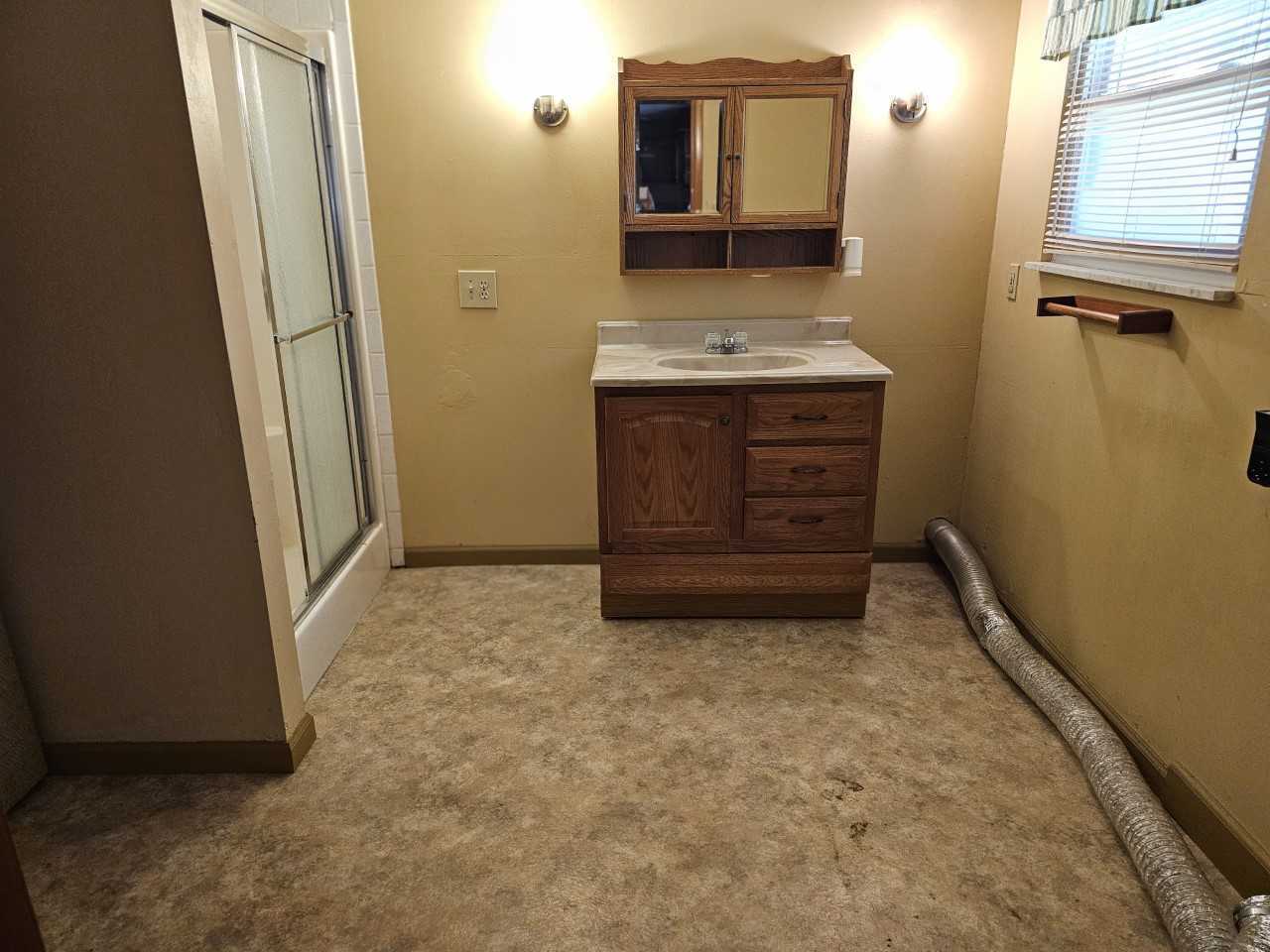 716 Howard Road Greenwood, IN 46142 - Photo 14 of 18
