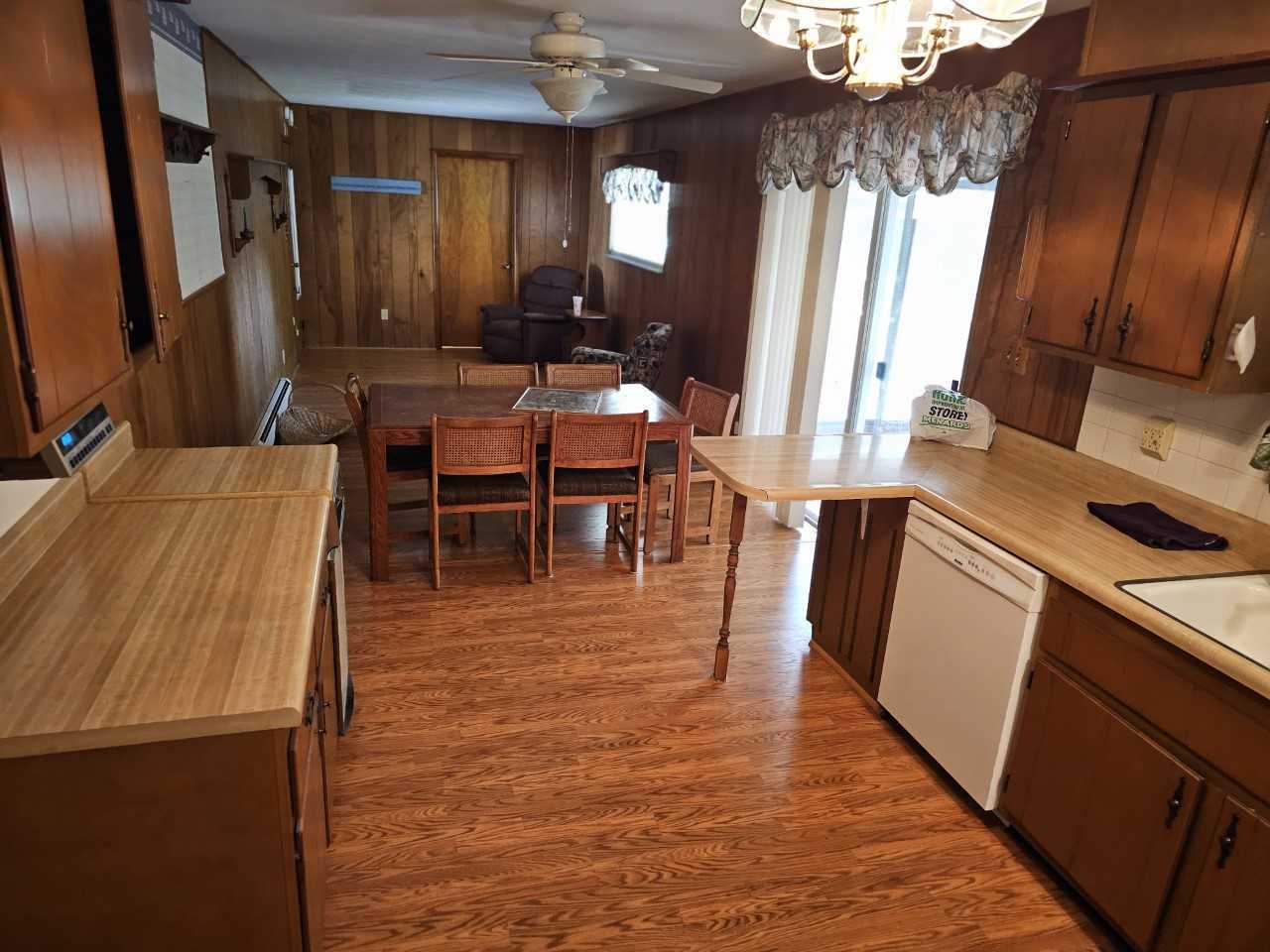 716 Howard Road Greenwood, IN 46142 - Photo 4 of 18
