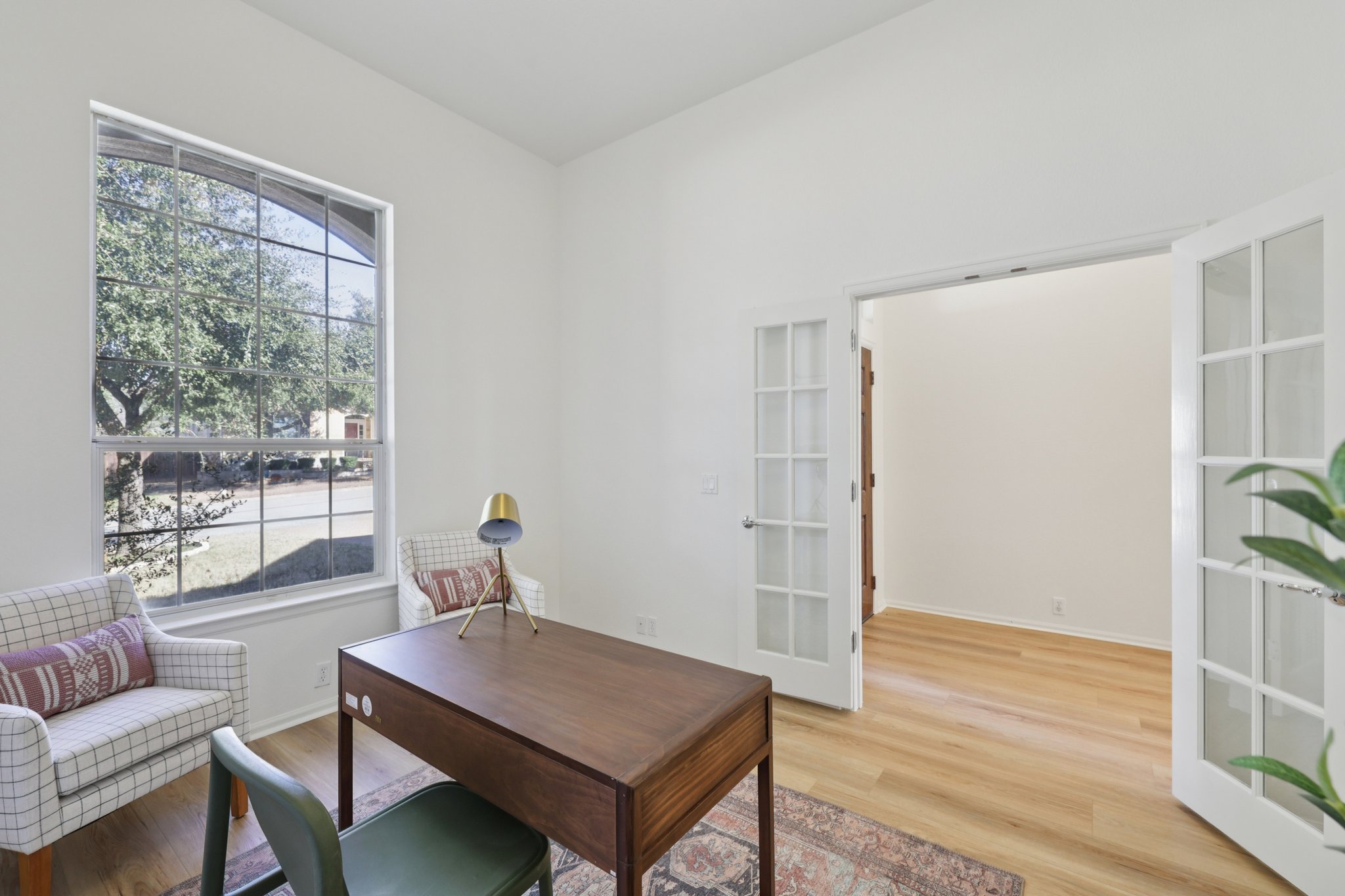 146 Dry Creek Road Austin, TX 78737 - Photo 5 of 37