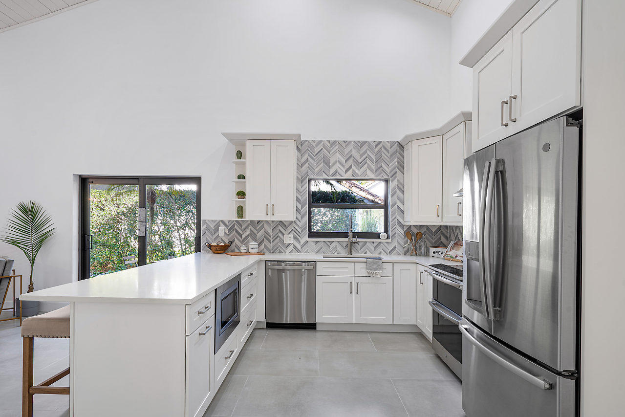 2406 Northwest 40th Circle Boca Raton, FL 33431 - Photo 11 of 33 025-2406NW40thCir-BocaRaton-FL-small
