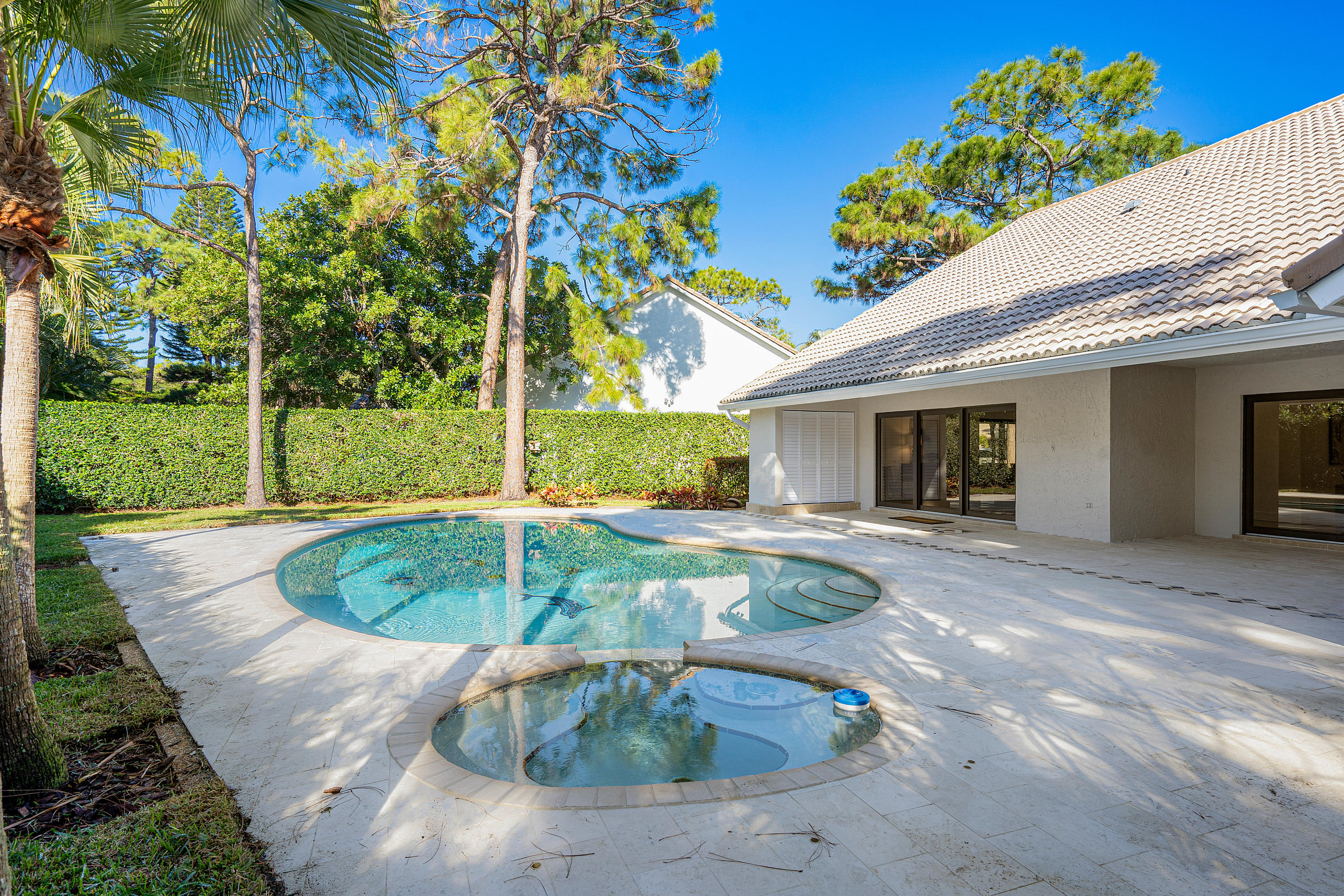 2406 Northwest 40th Circle Boca Raton, FL 33431 - Photo 27 of 33 037-2406NW40thCir-BocaRaton-FL-full
