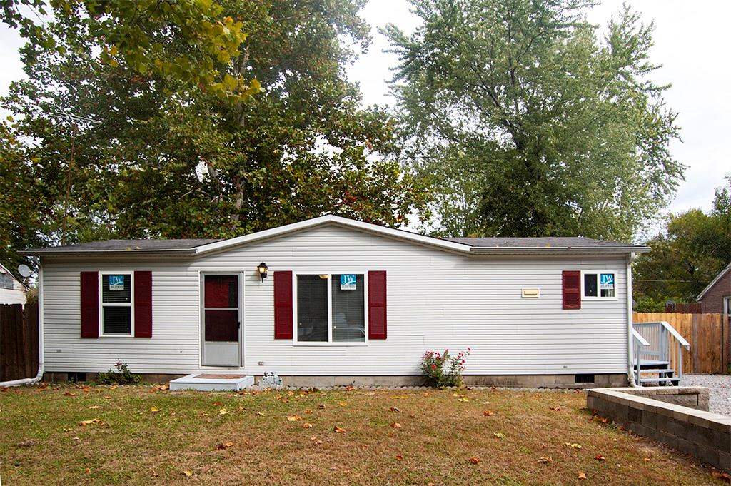 541 Rosemary Road Columbus, IN 47203 - Photo 1 of 15 Gallery Image 1