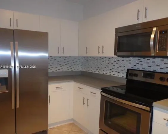 $3,000 | 2218 Northwest 160th Terrace, Unit 2218, Pembroke Pines, FL 33028