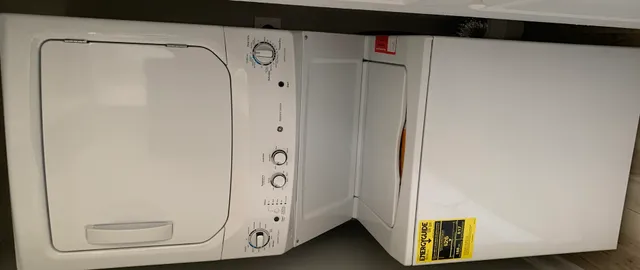 $1,500 | 8141 84th Place, Unit 1D, Justice, IL 60458