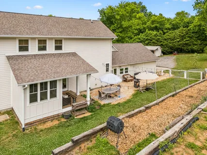 $900,000 | 1765 Theta Pike, Columbia, TN 38401