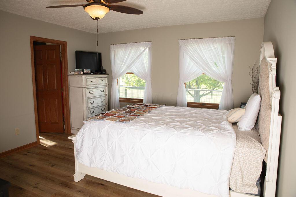 8857 Ringgold Fairfield Road Circleville, OH 43113 - Photo 14 of 36 Master bedroom with attached master bath