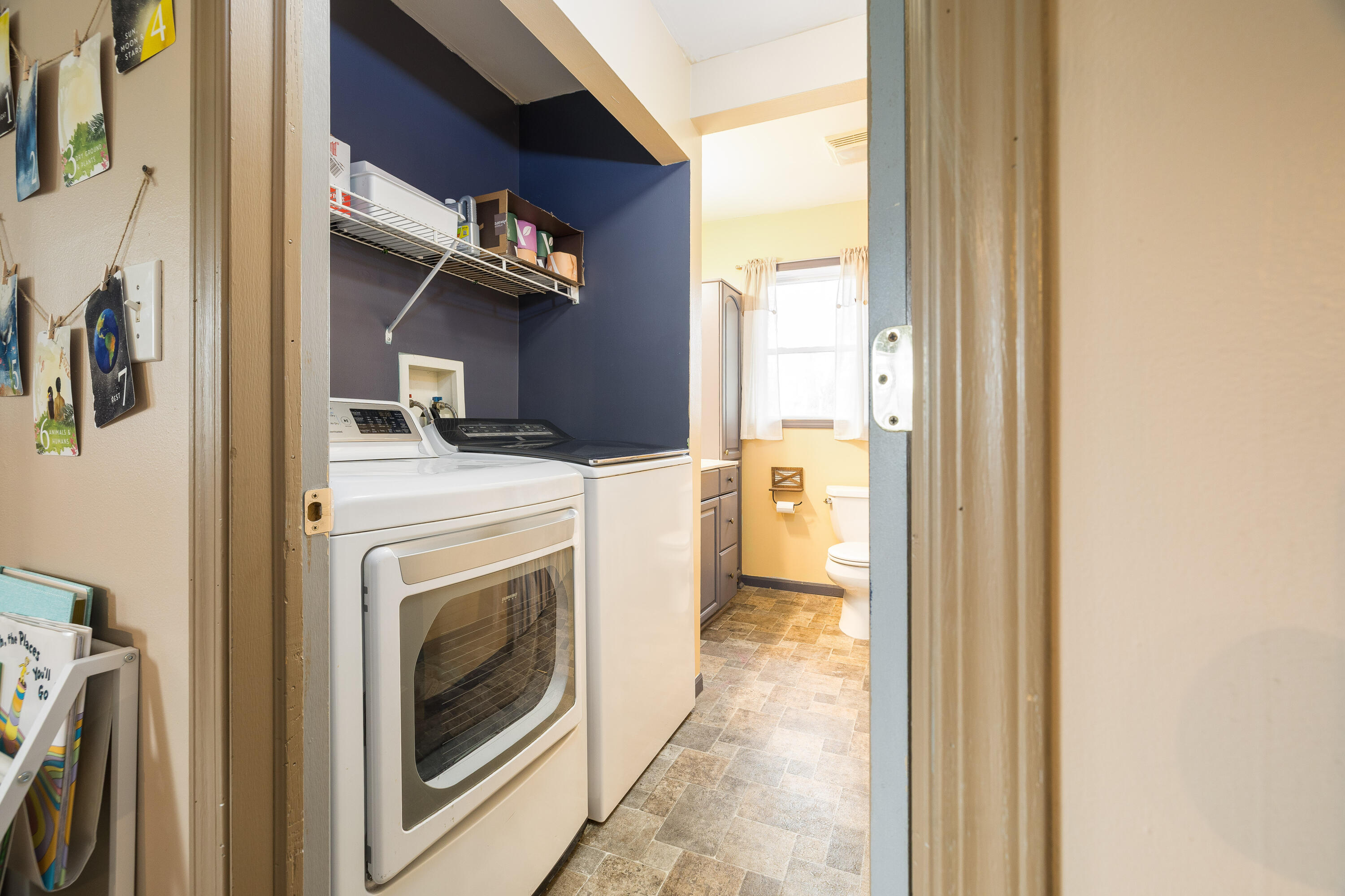7612 Graefen Drive Demotte, IN 46310 - Photo 15 of 25 a utility room with dryer and washer