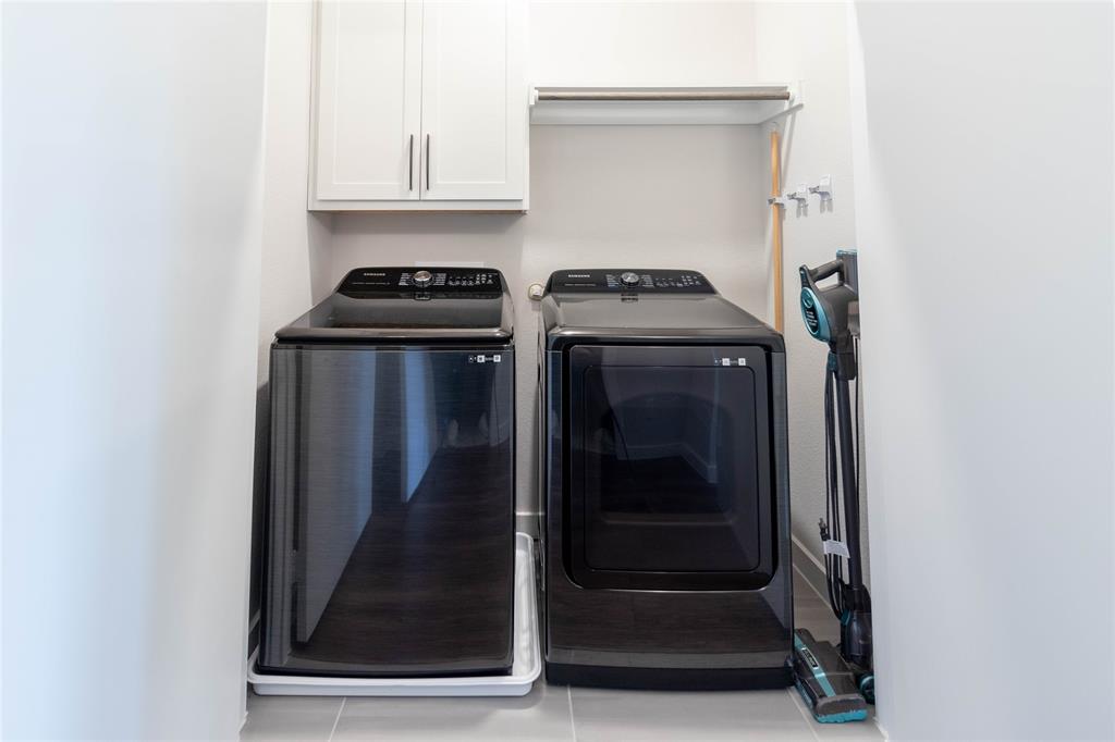 2348 Rook Drive Dallas, TX 75211 - Photo 12 of 21 a close view of utility room