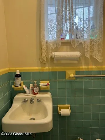 $474,900 | 2117-2119 Burdett Avenue, Troy, NY 12180