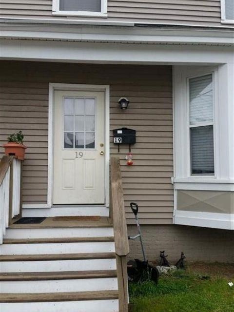 19 East Street Dover, NH 03820 - Photo 4 of 28