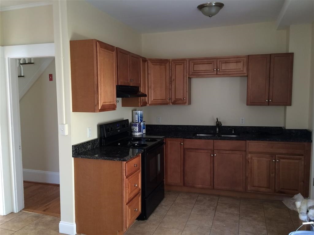 19 East Street Dover, NH 03820 - Photo 7 of 28