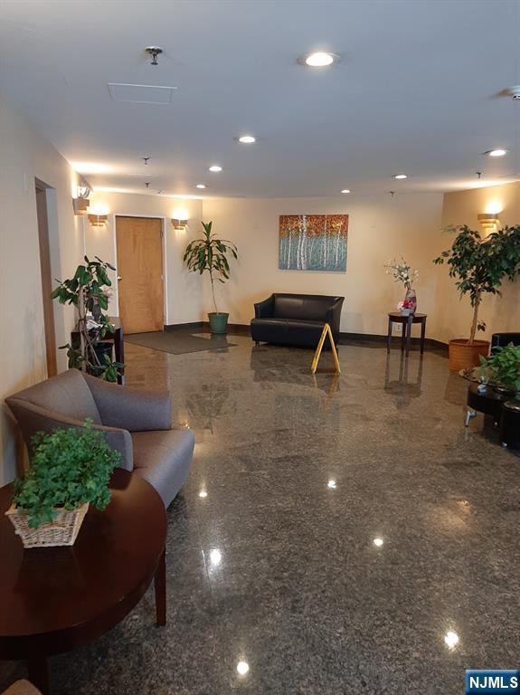 633 Palisade Avenue, Unit 3C Cliffside Park, NJ 07010 - Photo 2 of 13