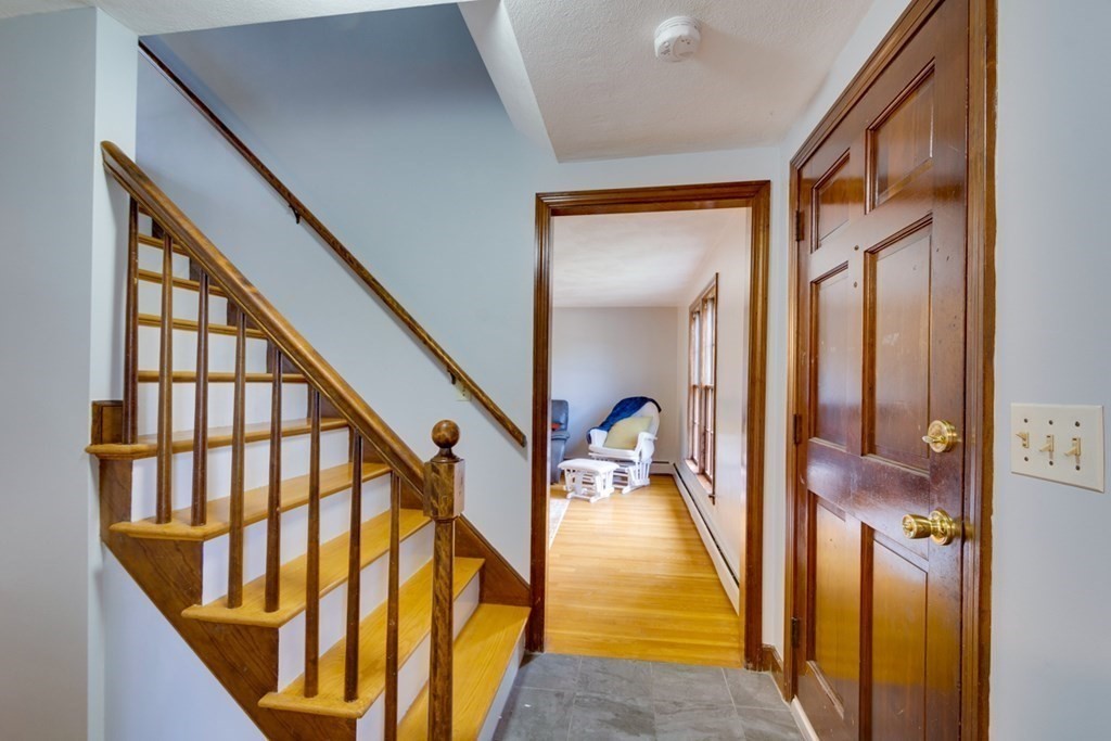 2 Robin Road Milford, MA 01757 - Photo 3 of 40 Gallery Image 3