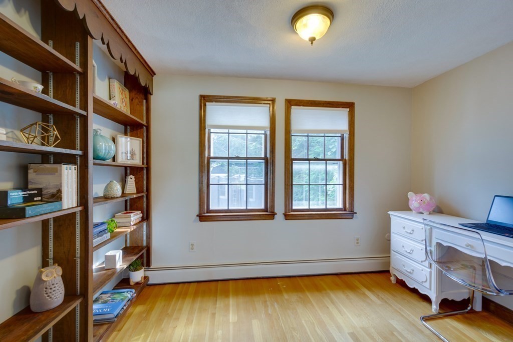 2 Robin Road Milford, MA 01757 - Photo 8 of 40 Gallery Image 8
