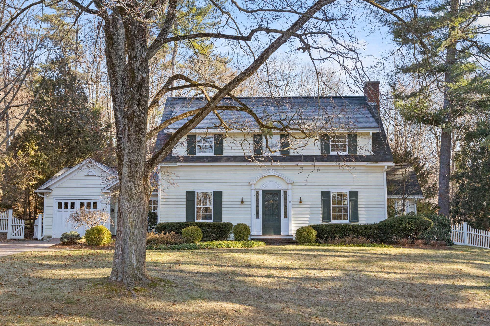 36 Hillcrest Road Burlington, VT 05401 - Photo 2 of 40 Gallery Image 2