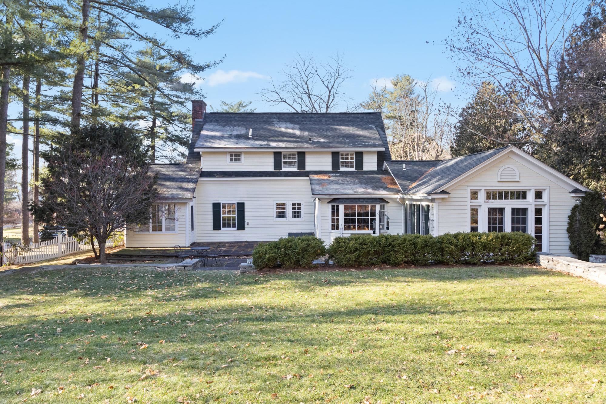 36 Hillcrest Road Burlington, VT 05401 - Photo 32 of 40 Gallery Image 32