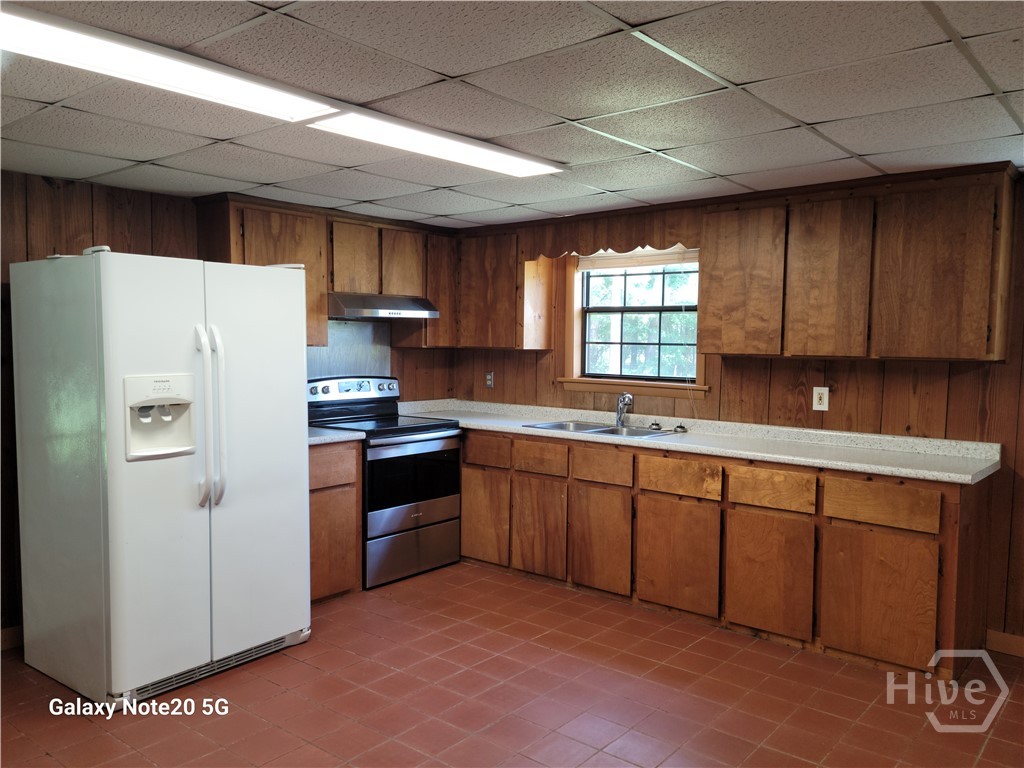 652 Ralph Rahn Road Rincon, GA 31326 - Photo 7 of 19 Kitchen