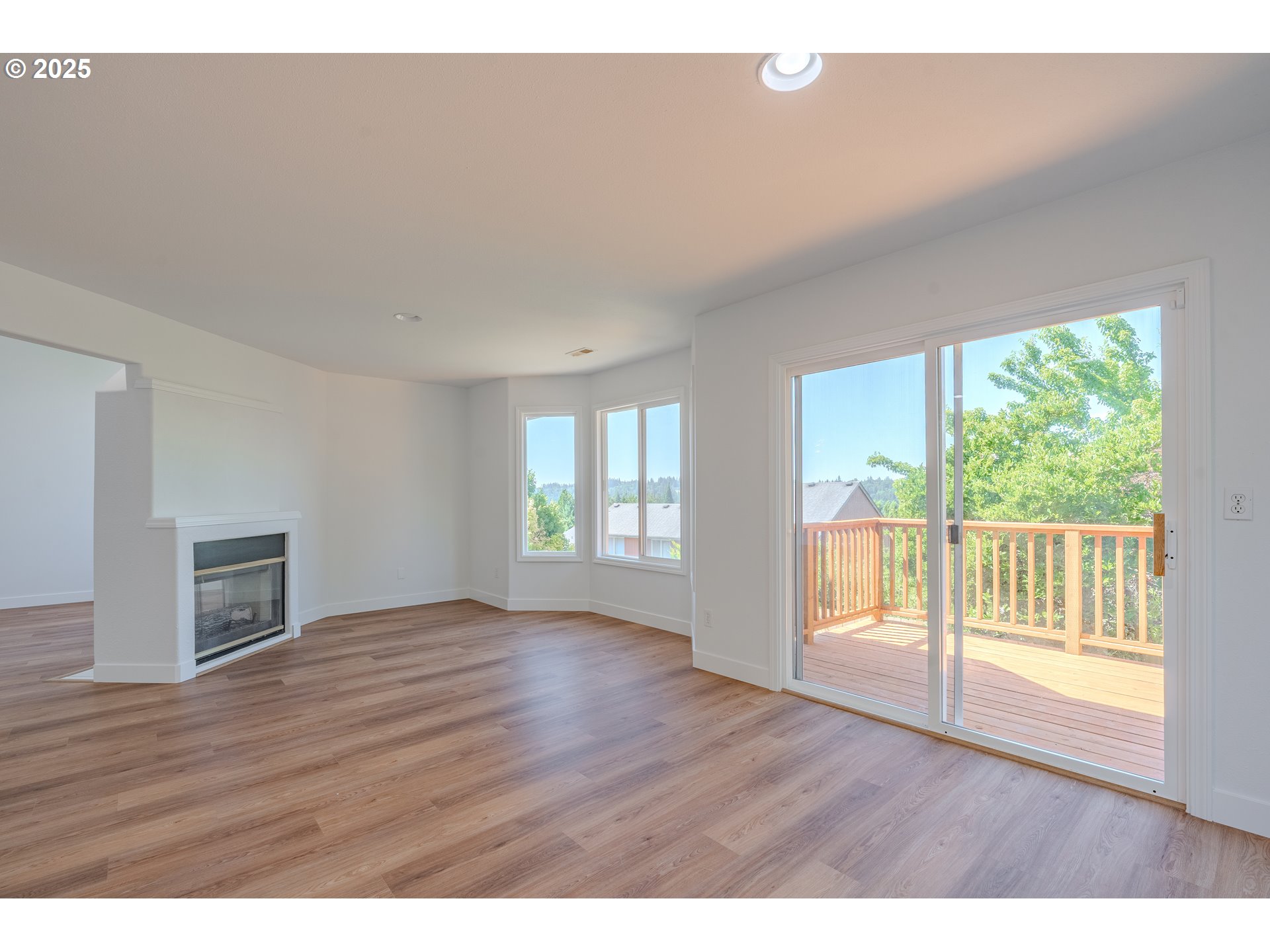 642 East Pioneer Loop La Center, WA 98629 - Photo 19 of 48