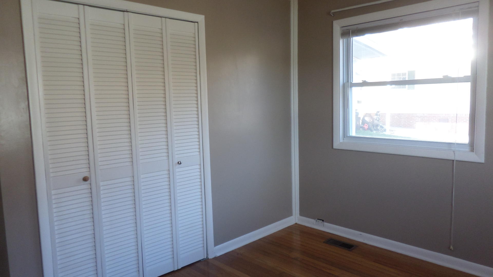 106 Temple Road Oak Ridge, TN 37830 - Photo 14 of 21 Bedroom 2
