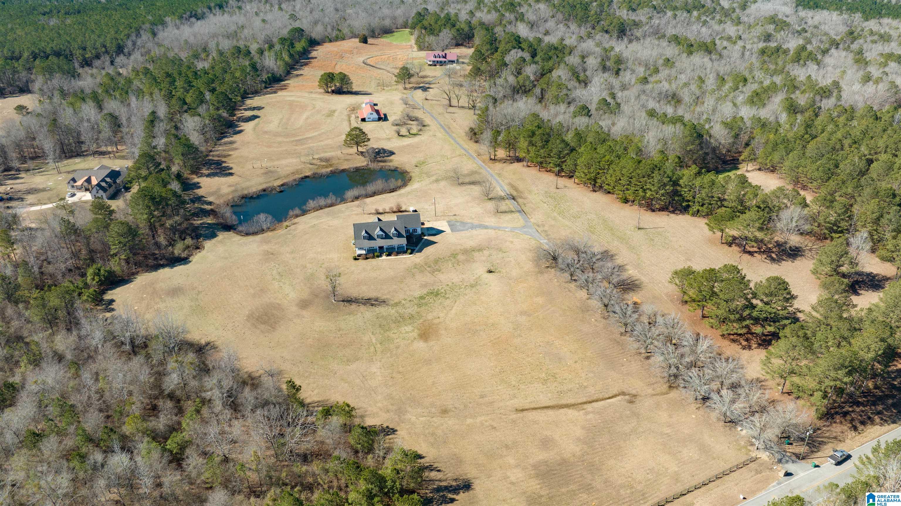 11005 Sipsey Valley Road South Buhl, AL 35446 - Photo 4 of 66 Gallery Image 4
