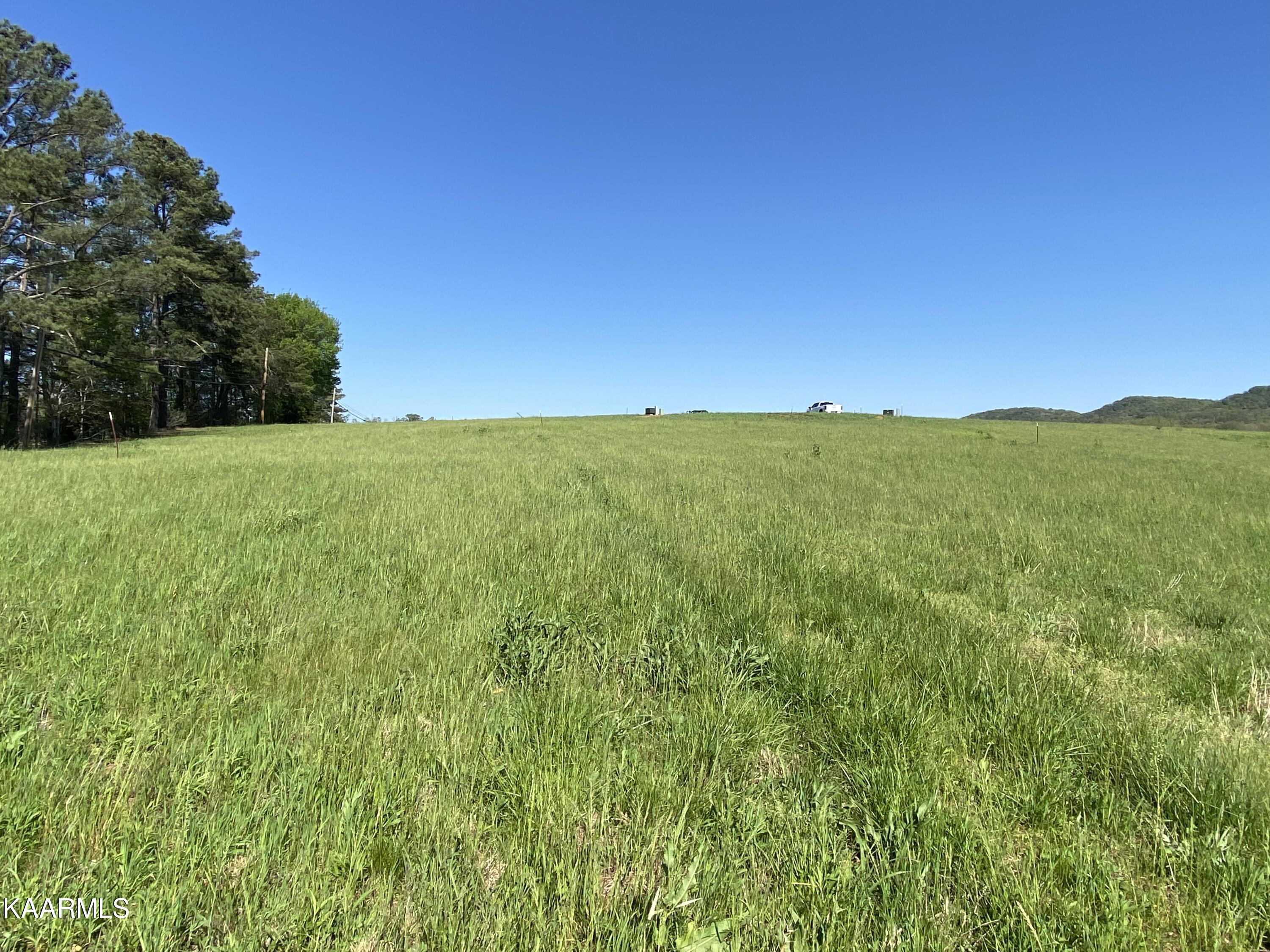 17 Masters Lane Bean Station, TN 37708 - Photo 11 of 13 3A9F2B78-AA12-4B72-98FE-09667A9CD207