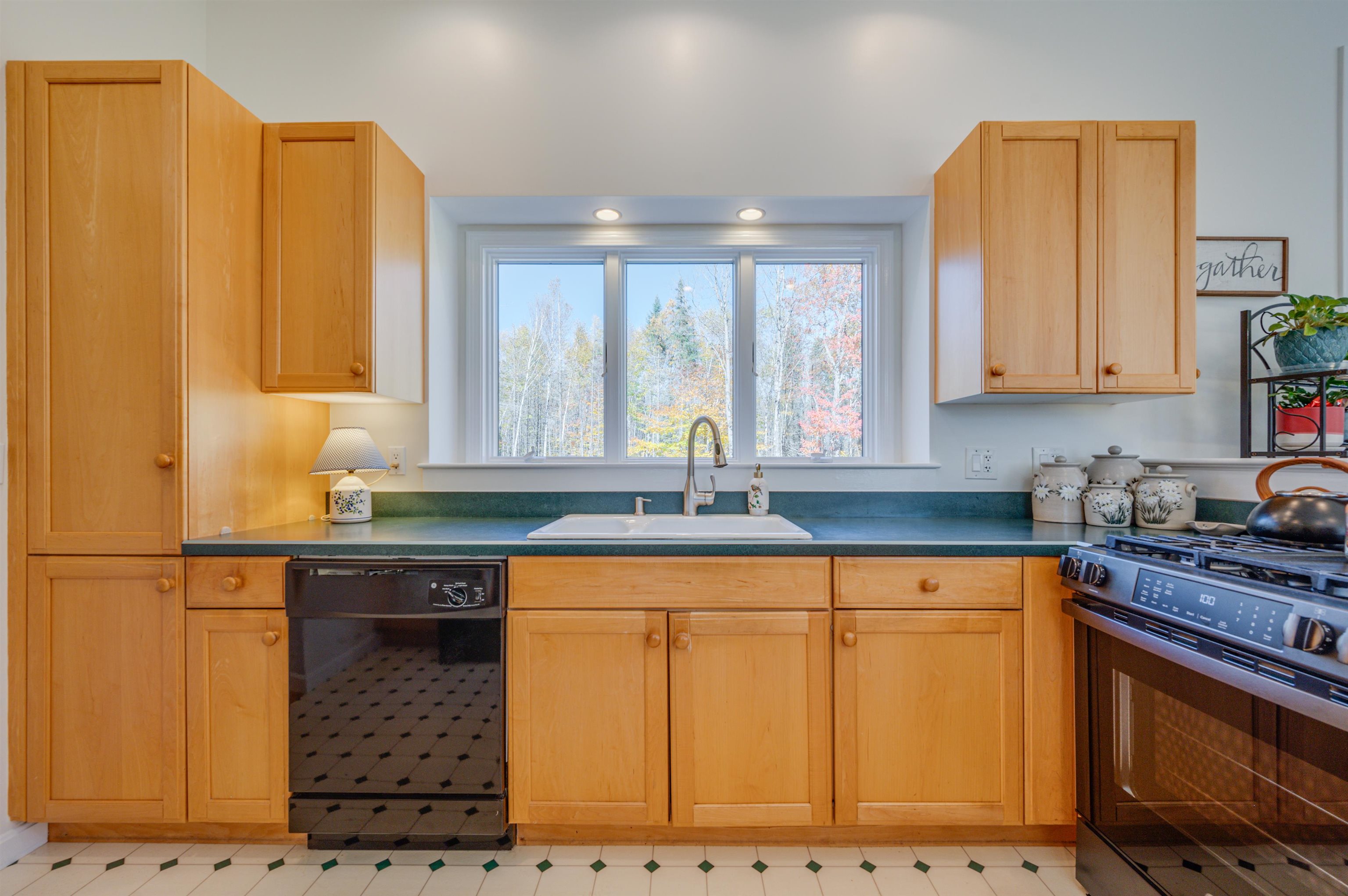 112 Apple Hill Road Sunapee, NH 03782 - Photo 23 of 60